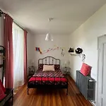 Oda ve Kahvaltı Frankie's House
