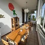 Oda ve Kahvaltı Frankie's House Ghiffa