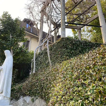 Nocleg ze śniadaniem Frankie's House Ghiffa