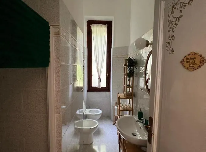 Nocleg ze śniadaniem Frankie's House Ghiffa