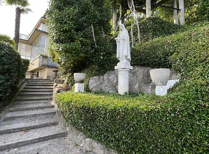 Bed & Breakfast Frankie's House